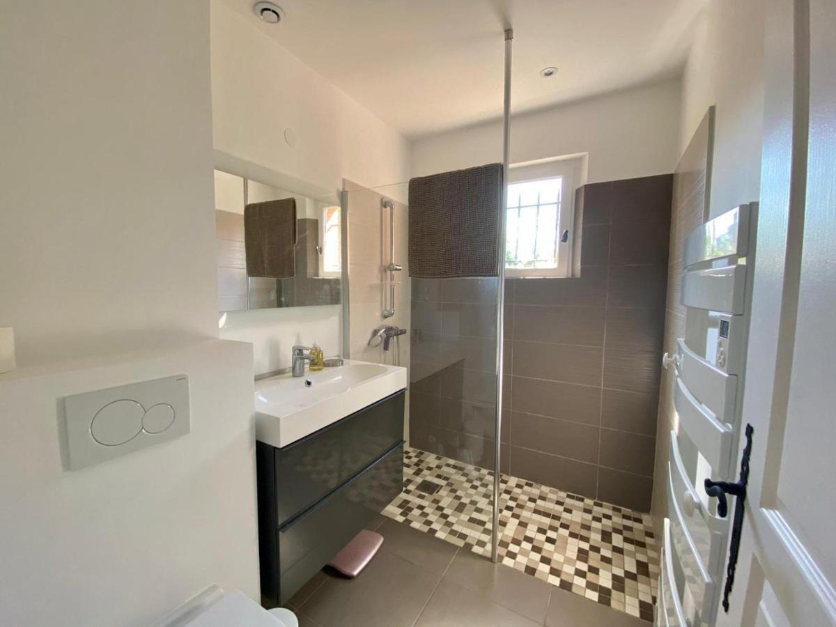Vue Donnant Sur Le Golfe De St Tropez, 2 Chambres, 6 Pers, Piscine Commune Ferienhaus *